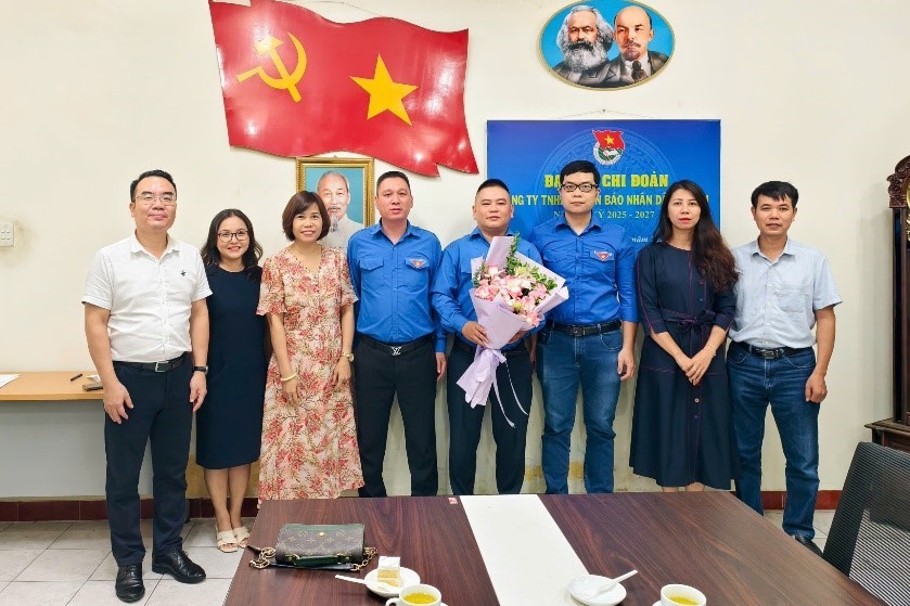 ĐẠI HỘI CHI ĐOÀN CÔNG TY TNHH MTV IN BÁO NHÂN DÂN HÀ NỘI NHIỆM KỲ 2025-2027