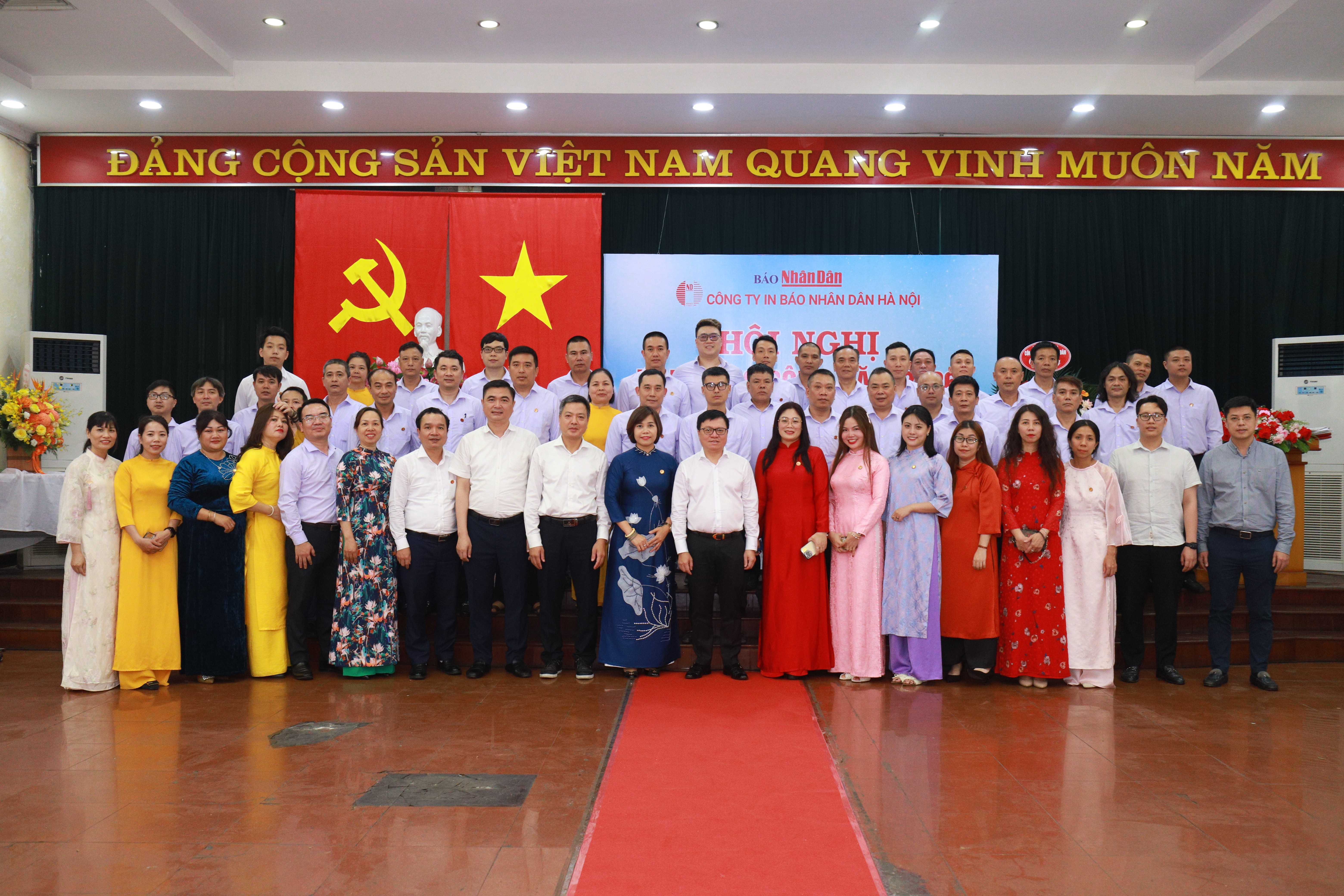 CÔNG TY IN BÁO NHÂN DÂN HÀ NỘI TỔ CHỨC THÀNH CÔNG HỘI NGHỊ NGƯỜI LAO ĐỘNG NĂM 2026