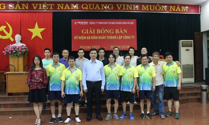 Giải thi đấu bóng bàn nhân kỷ niệm 63 năm ngày thành lập Công ty In Báo Nhân Dân Hà Nội
